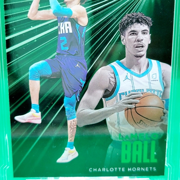 LaMelo Ball RC Essentials #201 2020-21 Panini Chronicles 201 Green SP PGX 9 RC - Picture 5 of 9